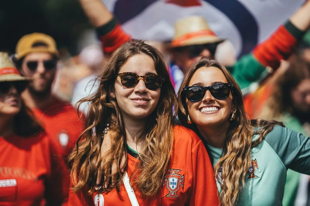 Photo supporters