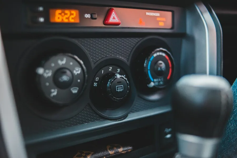 manual vs automatic air conditioner differences
